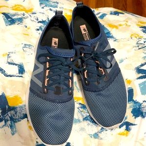 New Balance fuel core sneakers women’s size 11